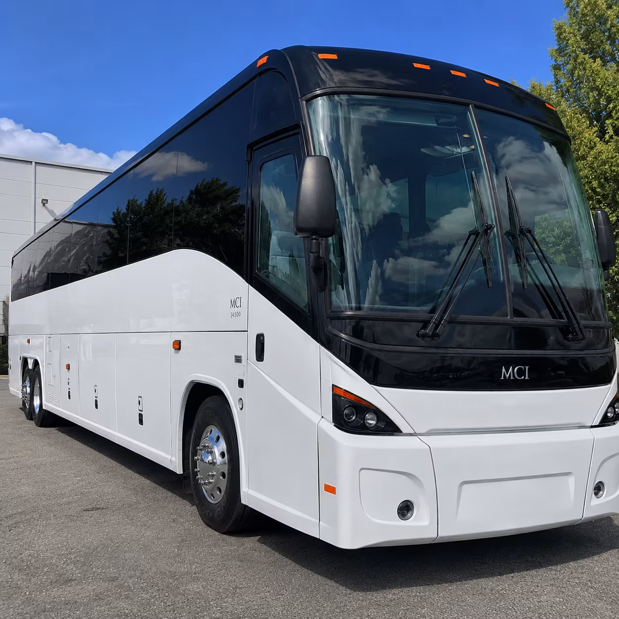 charter buses for museum and science center field trips near renton