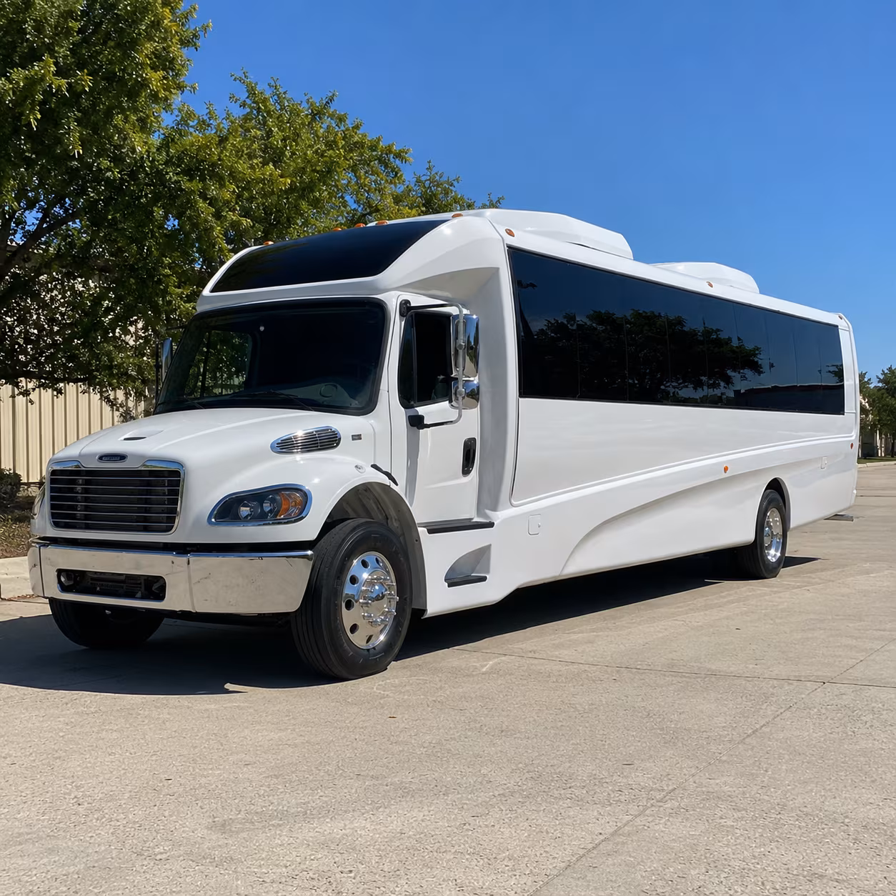 renton 25 passenger minibus