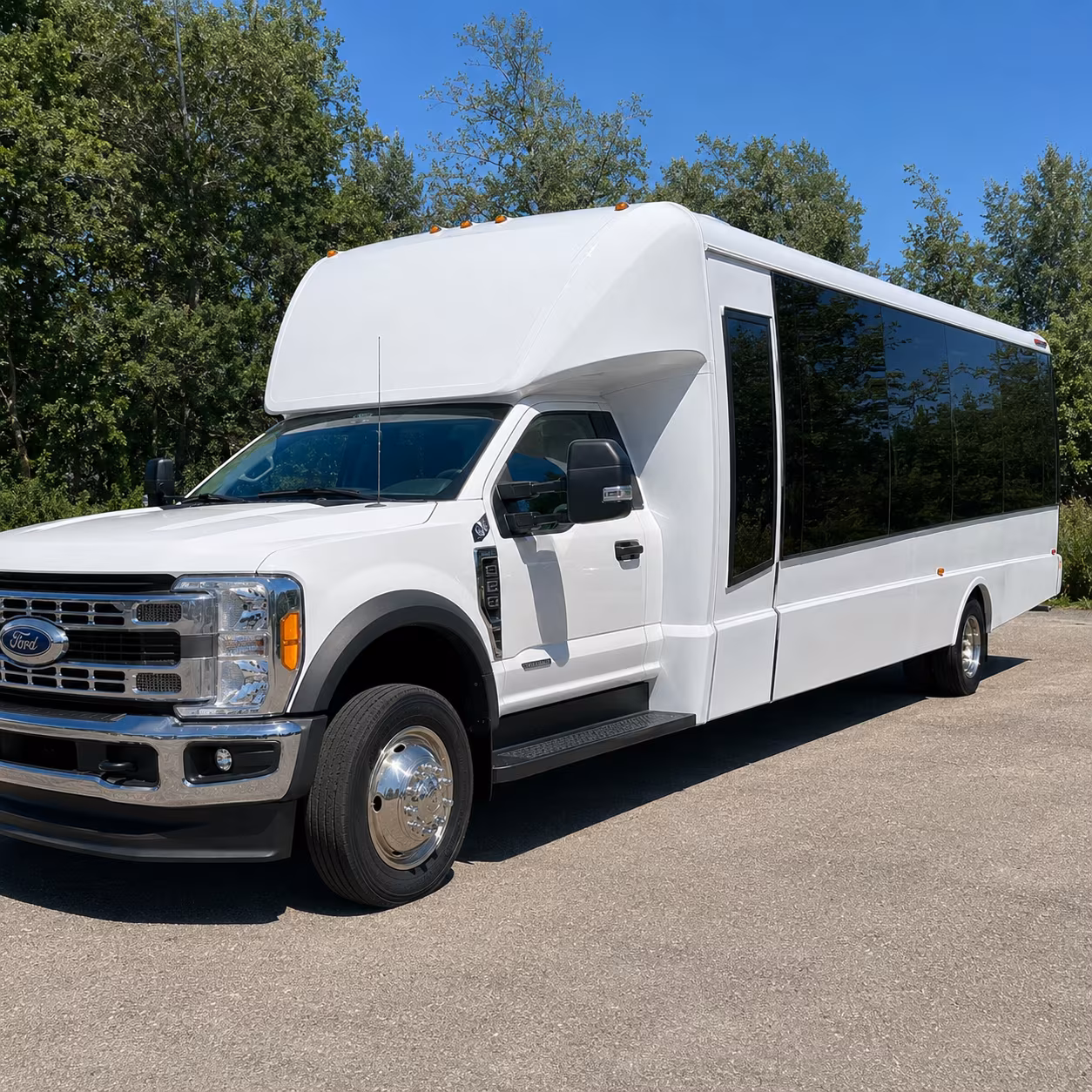 renton airport shuttle buses for hotel blocks and conference groups