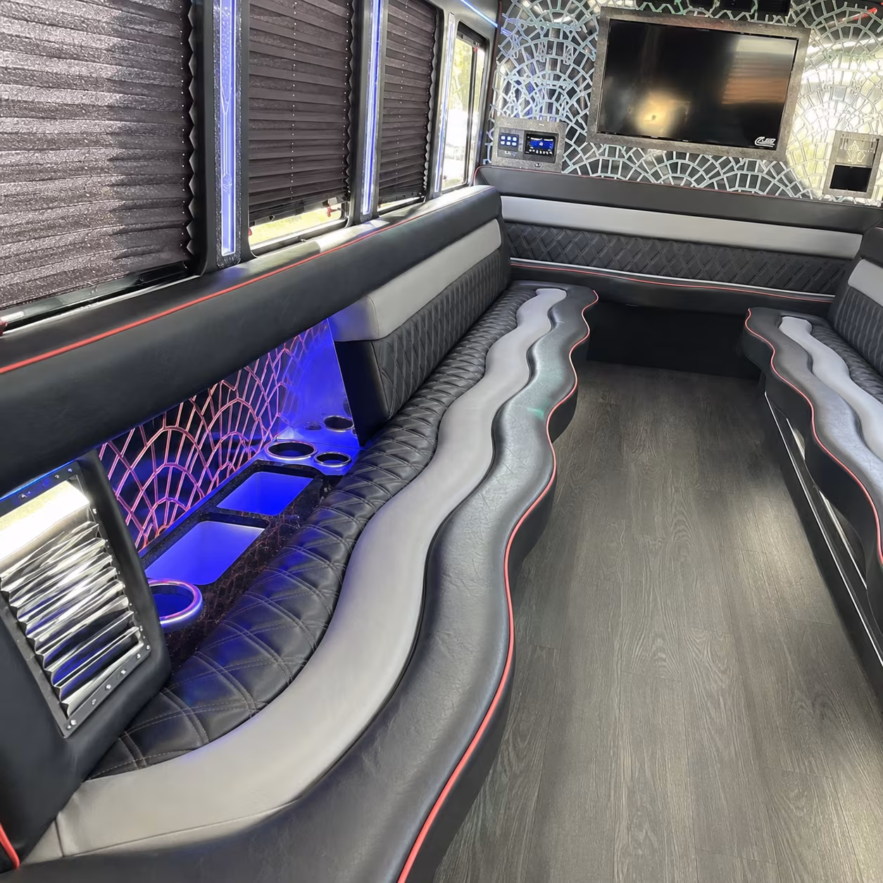 sweet 16 and quinceanera party buses serving renton and the south king county area